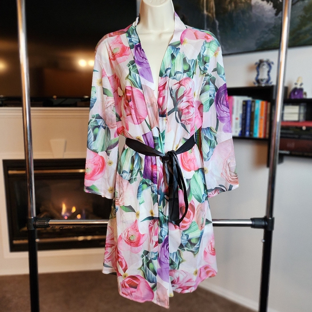 SHEIN Floral print trumpet sleeve belt mesh night robe